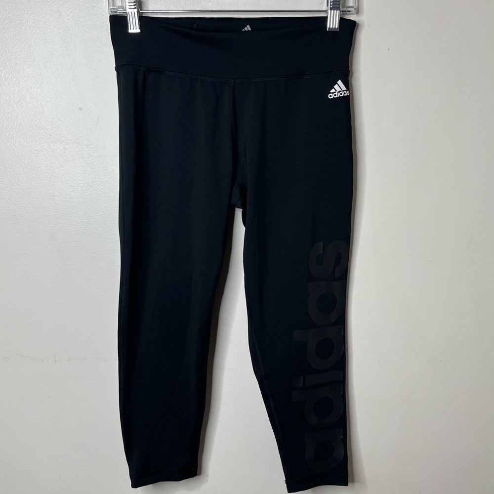 ADIDAS CLIMALITE 3/4 Mid-Rise Spell Out Three Stripes Training Tight